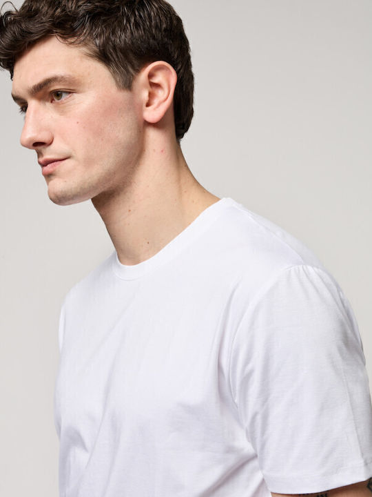 T-shirt White