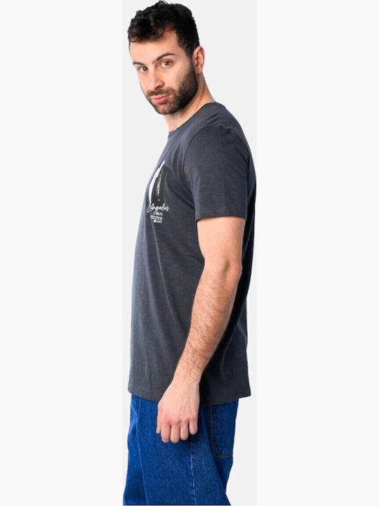 T-shirt White