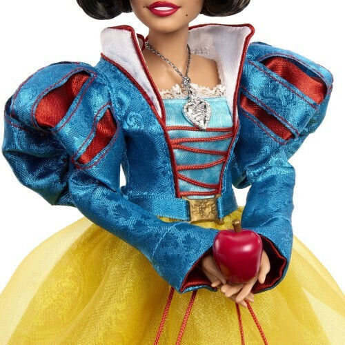 Mattel Disney Princess Snow White Collectible Doll Disney Princess for 3+ Years