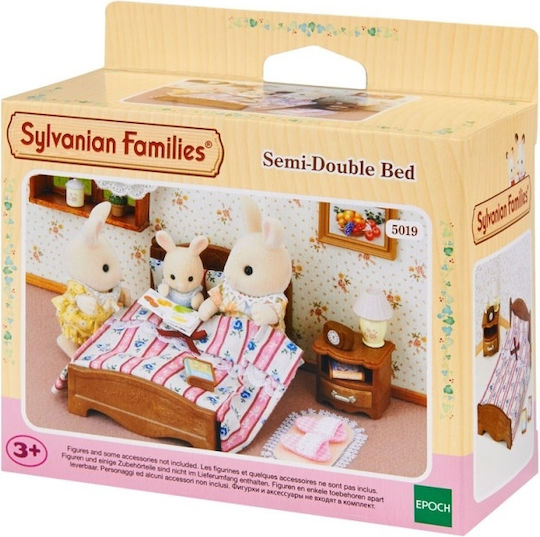 Epoch Toys Semi Double Bed Sylvanian Families για 3+ Ετών 100εκ.