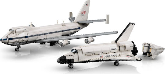 LEGO Icons Shuttle Carrier Aircraft за Възраст 18+ Бройки 2417