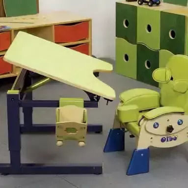 Oibo Wooden Child Seat Size 2