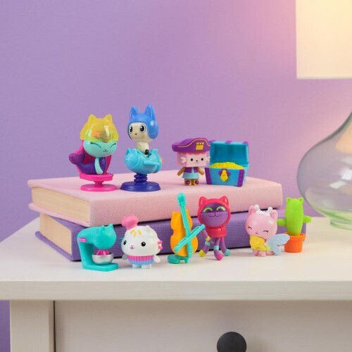Spin Master Gabby's Dollhouse Baby Box Cat & Treasure για 3+ Ετών