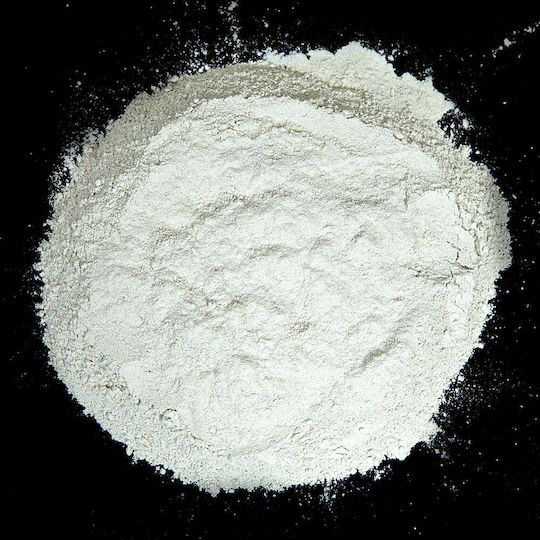Zeolite Up to 0.15 Millimeters – Fine Powder Ideal for Livestock Use Famiqs Certification Incorporation Very Small Scale Crops – 25 Kilograms