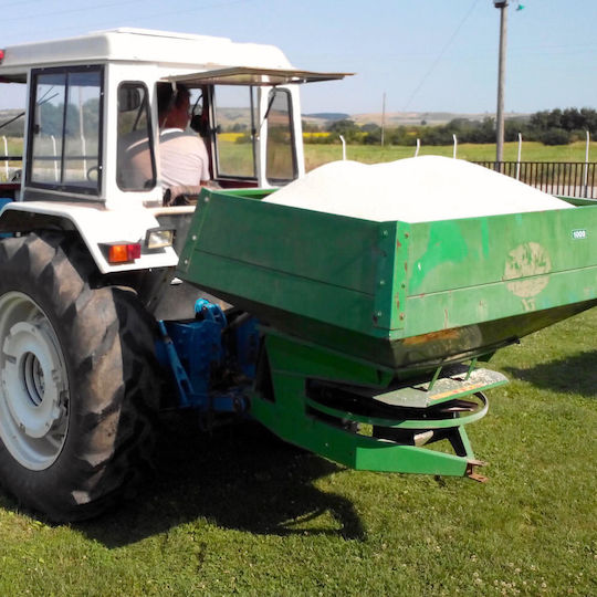 Ellinikos Zeolite 1 to 2.5 Millimeters Fine Gravel Ideal for Incorporation Small-Scale Crops Medium to Heavy Soil 500 Grams
