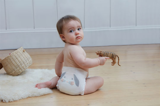 Kit & Kin Scutece cu bandă adezivă Eco-Friendly Hypoallergenic Nr. 3 pentru 6-10kg 32buc
