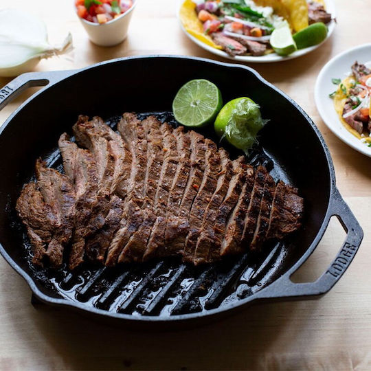 Lodge Grill aus Gusseisen 30cm