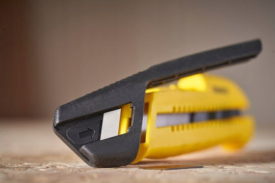 Stanley Κοπίδι Φαλτσέτα Fatmax με Πλαστικό Σώμα και Πλάτος Λάμας 18mm