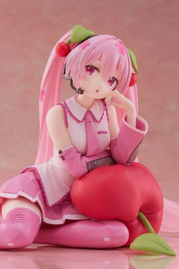 Taito Corporation Sakura Figurină