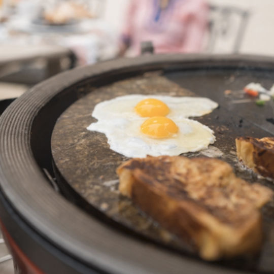 Kamado Joe Αντικολλητική Πλάκα Ψησίματος Διπλής Όψης με Κεραμική Λεία Επιφάνεια 46.4x22.2x1.9εκ.