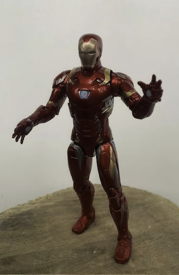 Marvel Iron Man Sammelbare Figur 17cm