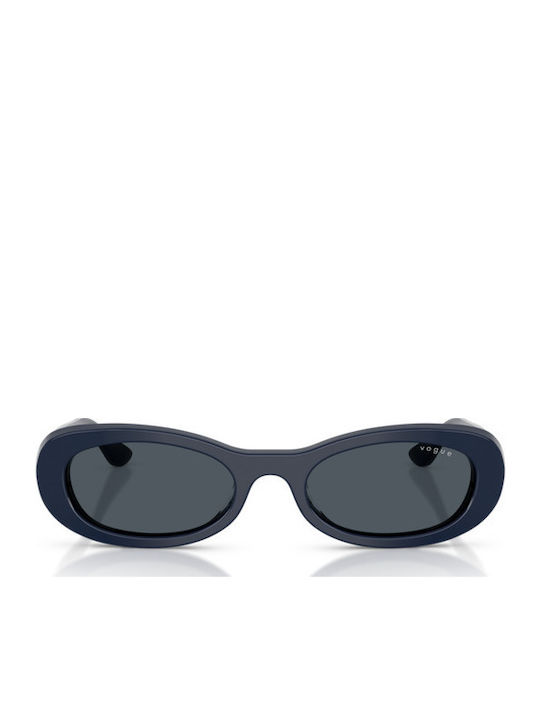 Vogue Damentragen Sonnenbrillen mit Blauer Horn umrandeter Rahmen und Grauen Gläser VO5582S 324087