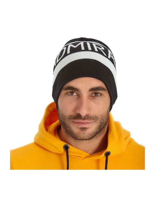 Beanie Beanie Knitted in Black color