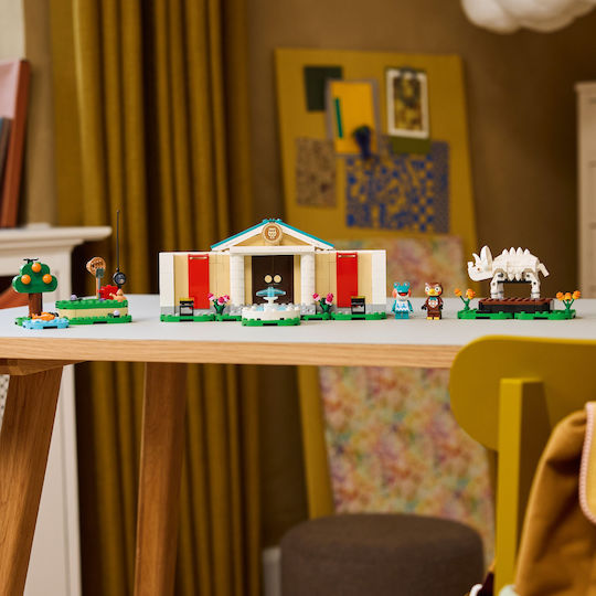 LEGO Animal Crossing Blathers's Museum Collection за 7+ Години 543 Бройки