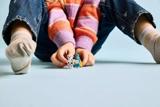 LEGO Конструктори Playground Fun With Bluey And Chloe за 4+ Години 104 Бройки