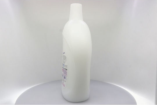 Soupline Hypoallergenic Fabric Softener with gentle Almond Milk 50 Measuring Cups
