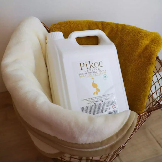 Pikoc Lichid Detergent pentru Sensibil, Culori & Alb Haine 5lt (125 Cupe de măsurare)