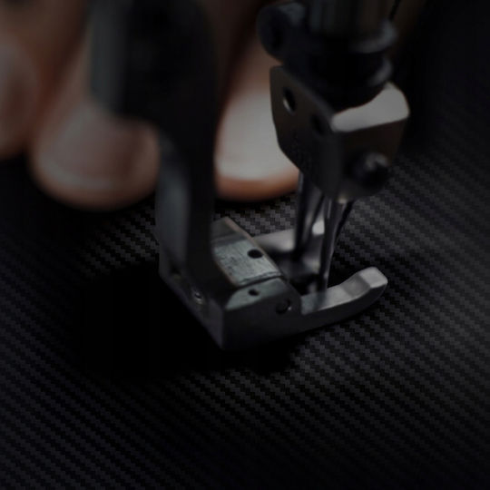 Nillkin Synthetic Fiber Umschlag Rückseite Silikon Schwarz (Galaxy S22+ 5G) 028670