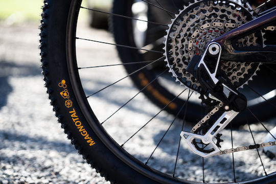 Гума Continental Magnotal Trail Grip 29x2.60 Черна Сгъваема