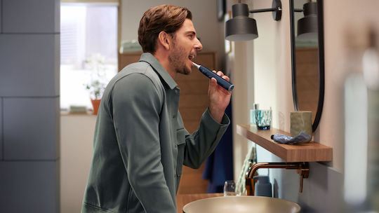 Philips Sonicare Protectiveclean Electric Toothbrush with Pressure Sensor Blue