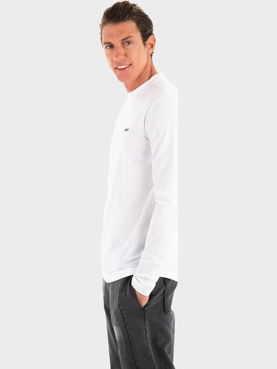 T-shirt White