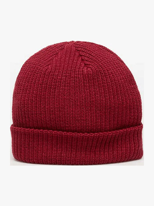 Core Basic Beanie Beanie Knitted in Burgundy color
