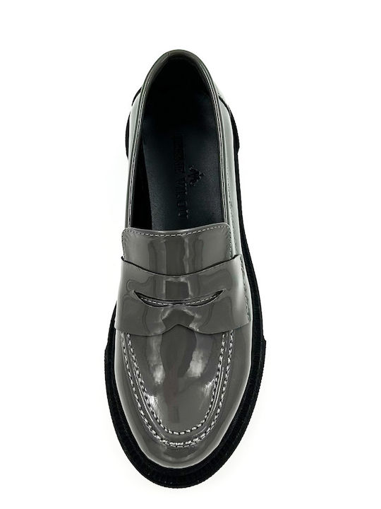 Лачени Дамски Loafers в Сив Цвят