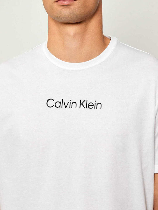 T-shirt White
