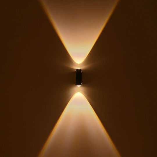 GloboStar Arc Επιτοίχιο Εξωτερικό Σποτ LED IP65 4W με Θερμό Λευκό Φως Διπλής Δέσμης 3.5x4.8x11.5εκ.
