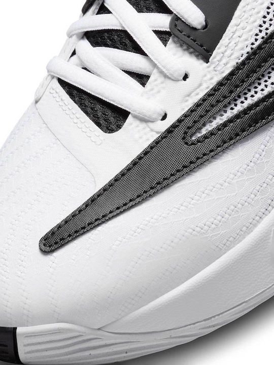 Giannis Immortality 3 Low Basketball Shoes White / Black