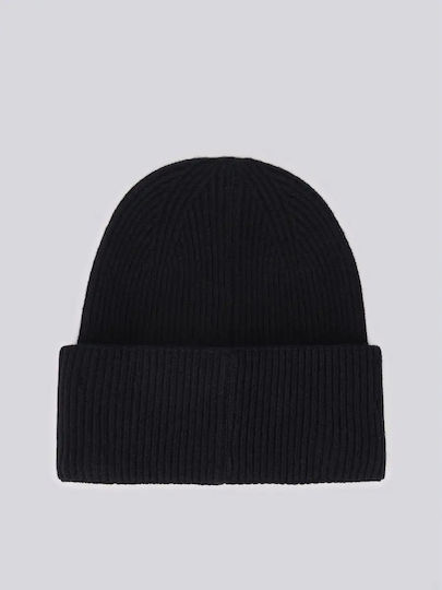 Beanie Beanie Knitted in Black color