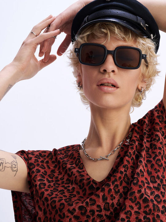 Water Flow Women's T-shirt Animal Print Red