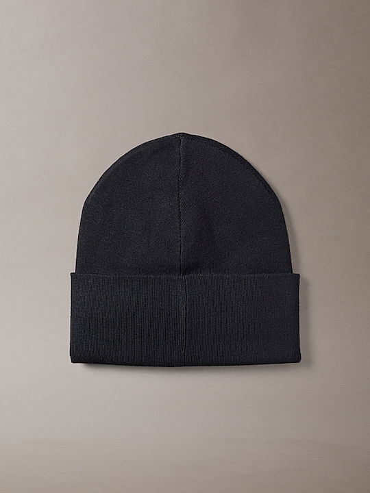 Patch Beanie Beanie Knitted in Black color