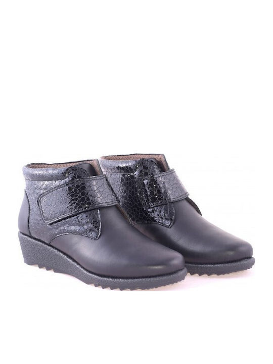 Leather Women's Chelsea Boots Black