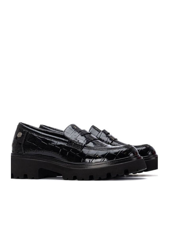 Women's Loafers in Black Color