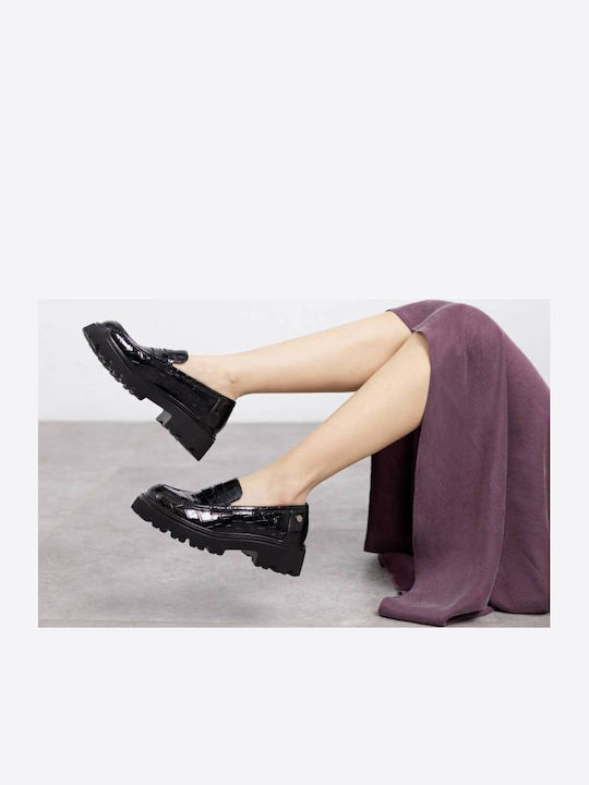 Women's Loafers in Black Color