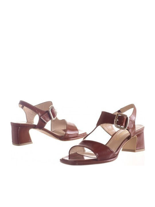 Sandalen Anatomisch aus Lackleder Tabac Braun