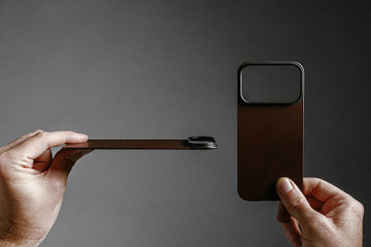 Nomad Magnetic Leather Back Cover iPhone 17 Pro Max Compatible with Magsafe Horween Leather Rustic Brown