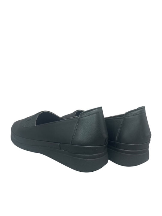Leather Women's Moccasins in Black Color