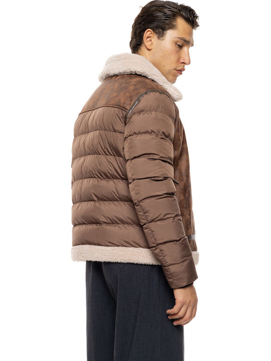 Jacke Brown