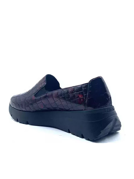 Patent Leather Women's Moccasins in Burgundy Color
