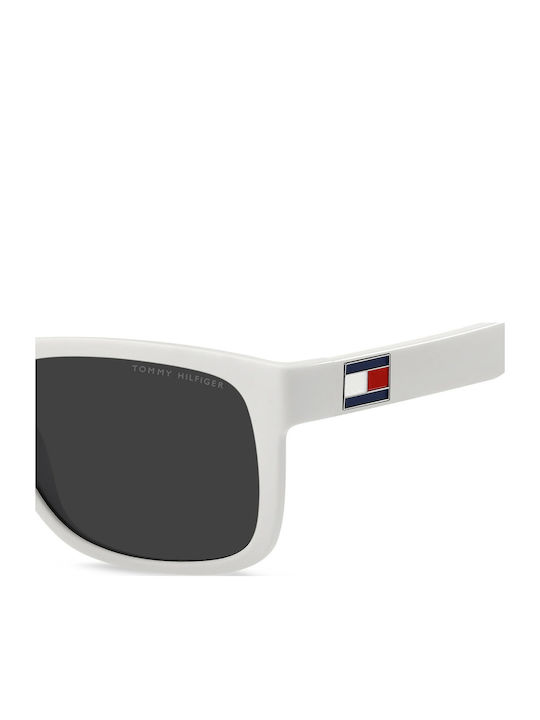 Tommy Hilfiger Ochelari De Soare Pentru Bărbați Cu Ramă Din Plastic Albă Și Lentile Gri