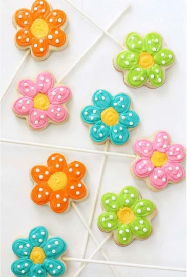 Flower-shaped Cutter Comfortable Grip Wilton
