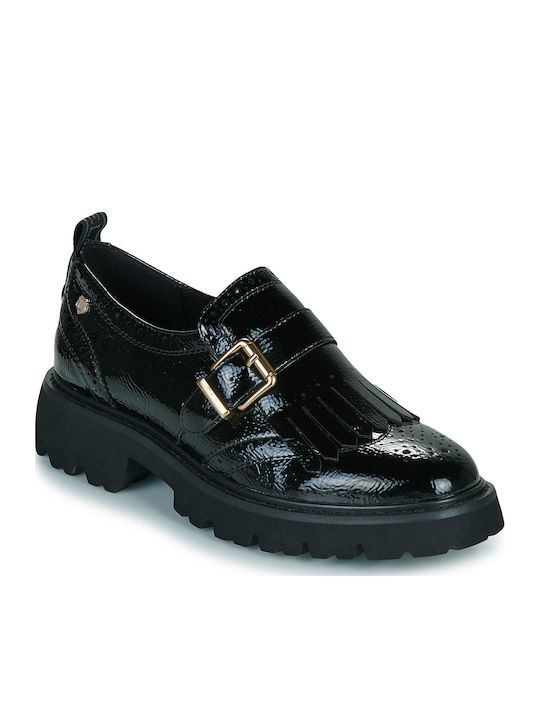 Carmela Footwear