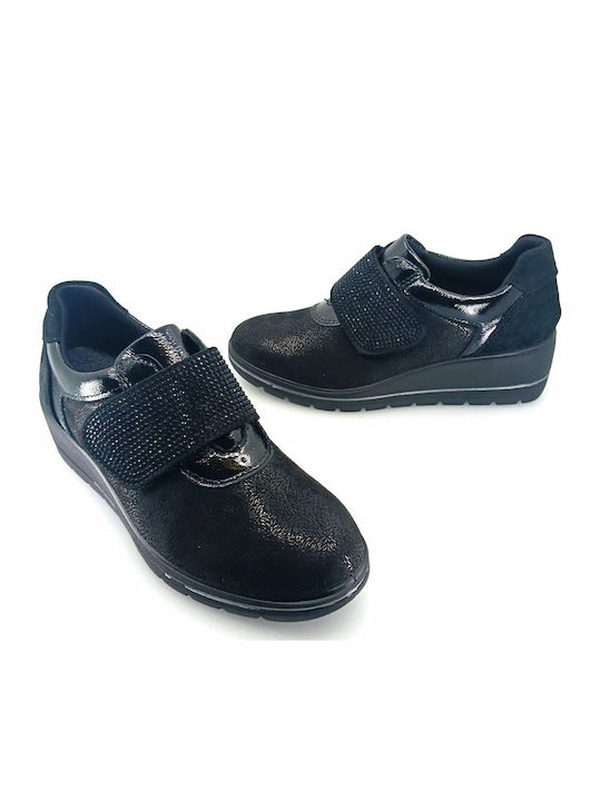 Anatomical Sneakers Black