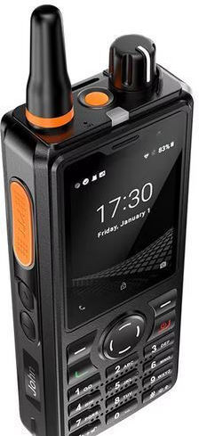 Uniwa F41 Безжичен Трансивър PoC 10W с Цветен Екран В Черен Цвят