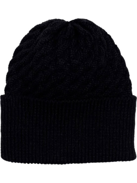 Beanie Beanie Knitted in Black color