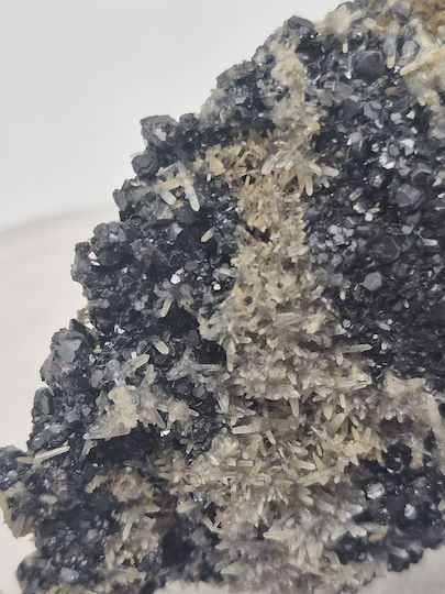 Mostră Brută De Galenit Pirită Vârfuri De Cuarț – Pietre Naturale