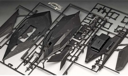 Revell F-117A Nighthawk Modeling Figure Airplane Blue 37 Pieces in Scale 1:72 27x18.2cm.