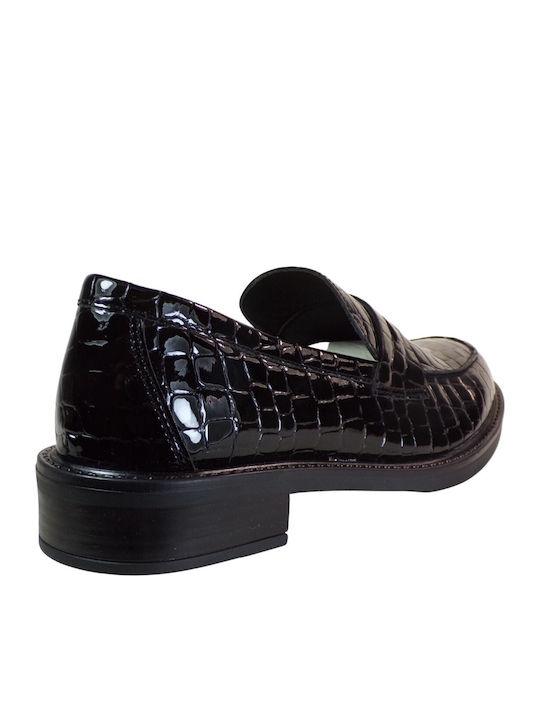 Patent Leather Women's Moccasins in Black Color